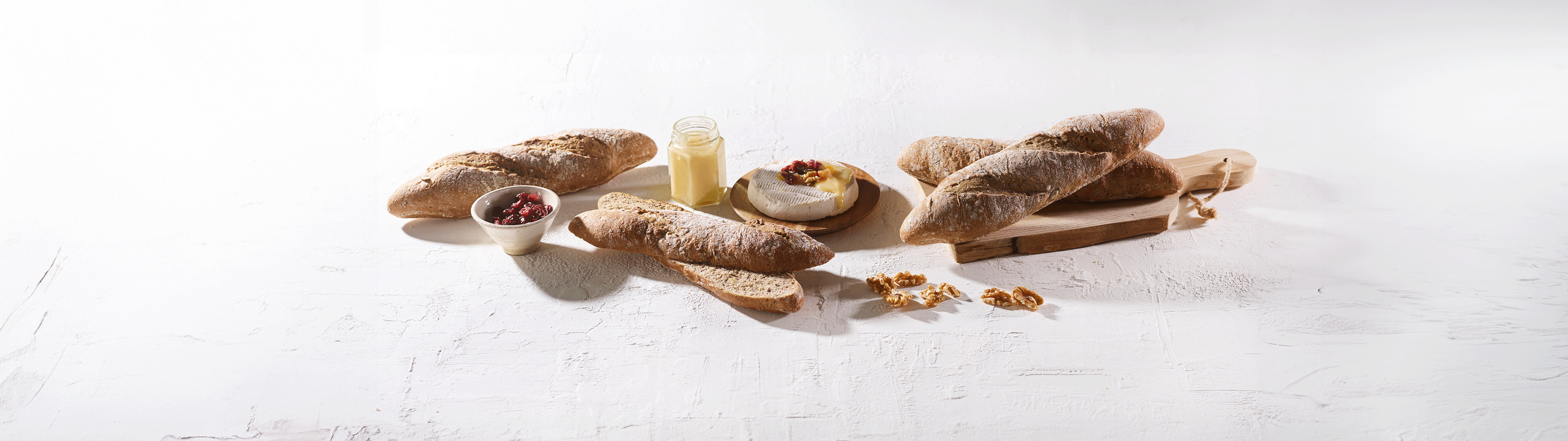 Rustic flat baguette dark La Lorraine | LLBG
